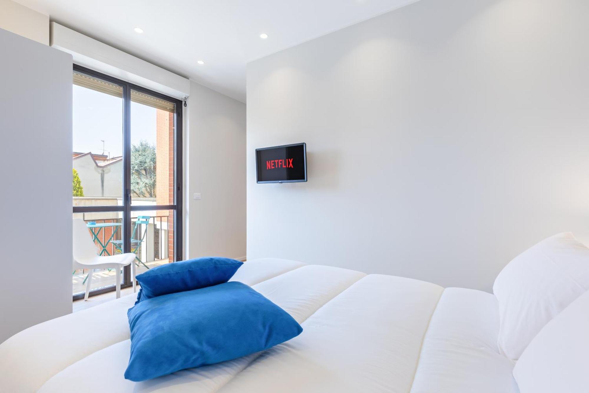 C8 Apartments Asti Exterior photo