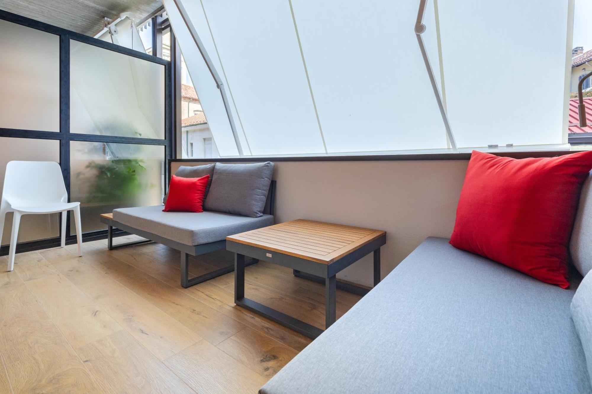 C8 Apartments Asti Exterior photo